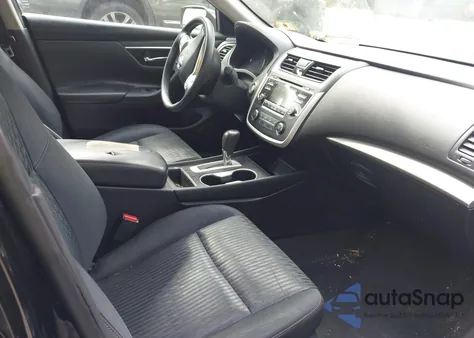 2016 Nissan Altima 2.5/2.5 S/2.5 Sl/2.5 Sr/2.5 Sv из США, поврежденный, VIN 1N4AL3AP4GN369021